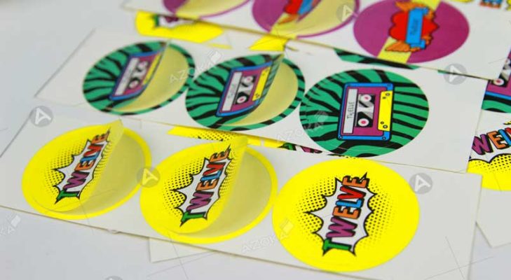 Sticker Cua Mẫu sticker đẹp nhiều kiểu dạng của Twelve