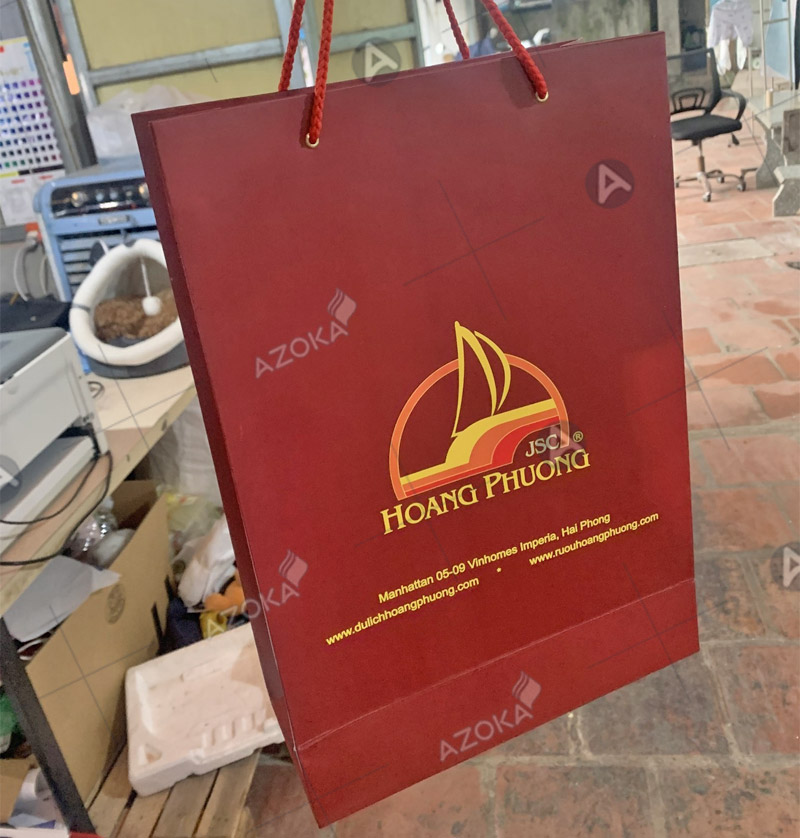 Túi bằng giấy đựng quà cao cấp cho shop Hoang Phuong