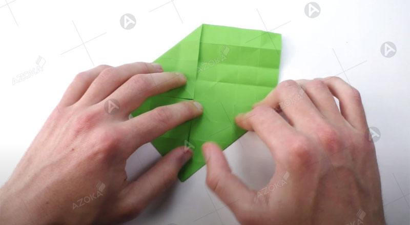 Cách gấp hộp giấy đựng quà hình kẹo bước 6