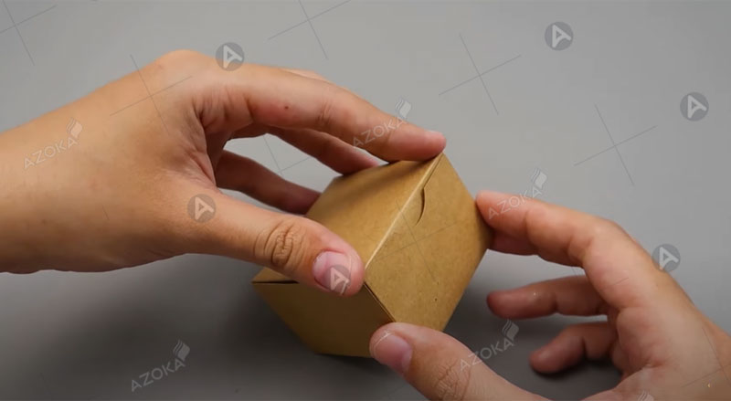 Hoàn thành hộp giấy có nắp hình vuông