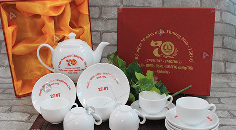 Tại sao hộp đựng bộ ấm chén chuyên nghiệp lại quan trọng?