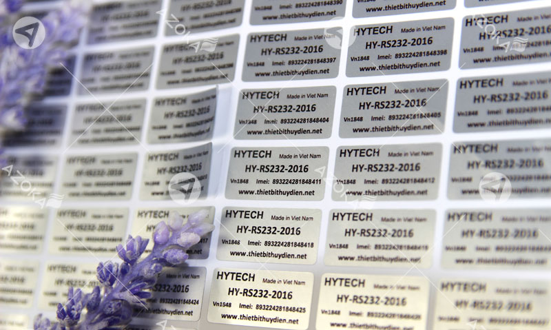 Mẫu tem bạc Hytech do Azoka thực hiện