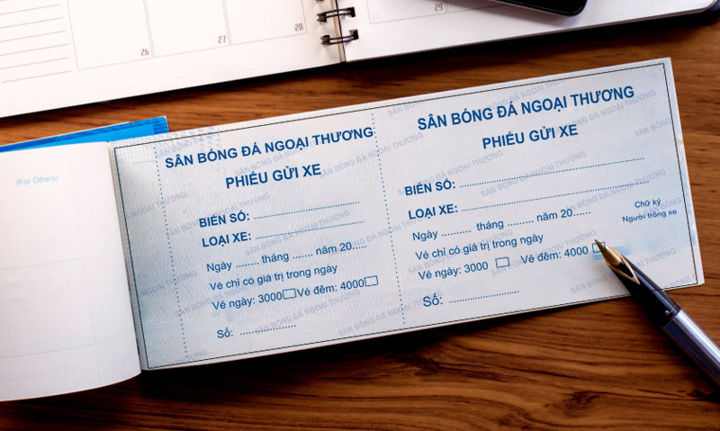 Mẫu vé xe 2 liên dành cho các hoạt động giải trí như sân bóng